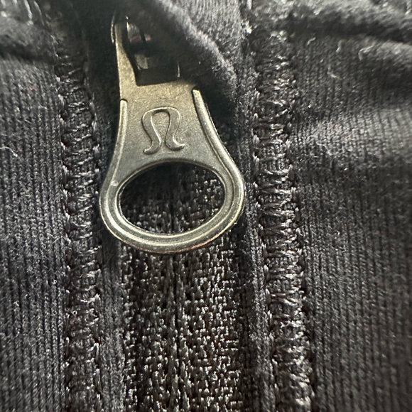 Lululemon Womens Yoga Half Zipper Pull Over Athletic Sweater Black Size 4 - Picture 2 of 9